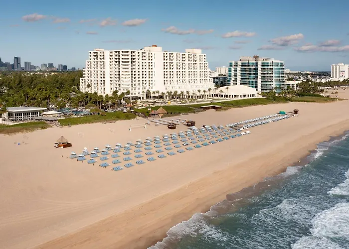 Dog friendly hotels Fort Lauderdale Marriott Harbor Beach & Spa