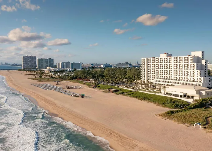 Dog friendly hotels Fort Lauderdale Marriott Harbor Beach & Spa